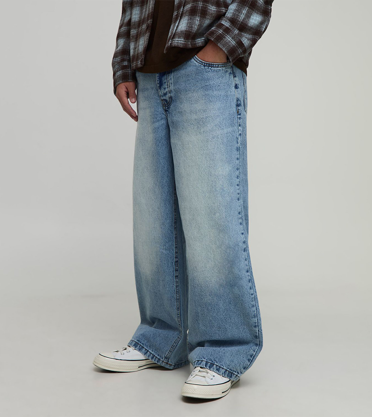 Washed Mid-Rise Baggy Jeans