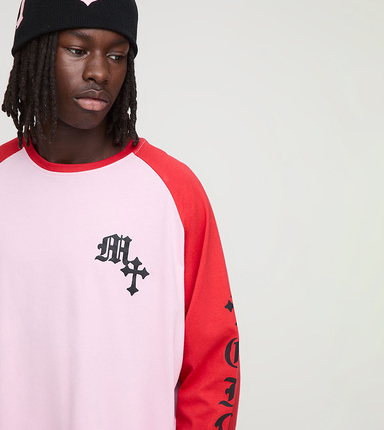 Gothic Print Long Sleeves Raglan T-Shirt