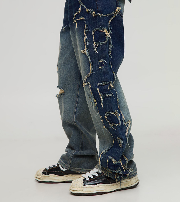 Washed Relaxed Fit Jeans with Raw Edge