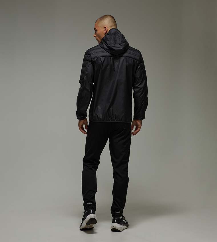 جاكيت رياضة مبطن خفيف 