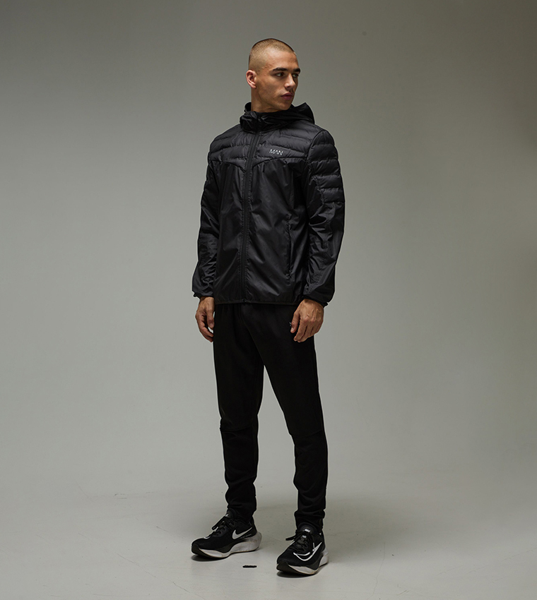 جاكيت رياضة مبطن خفيف 