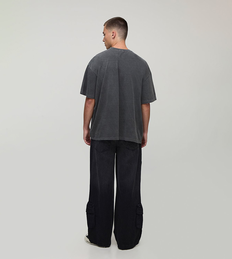 جينز واسع مغسول 