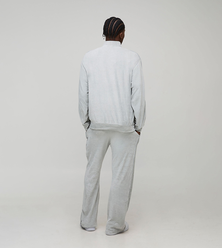 طقم رياضة أوفرسايز 