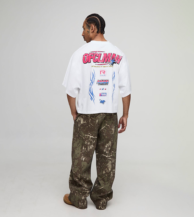 تيشيرت أوفرسايز بطبعة 