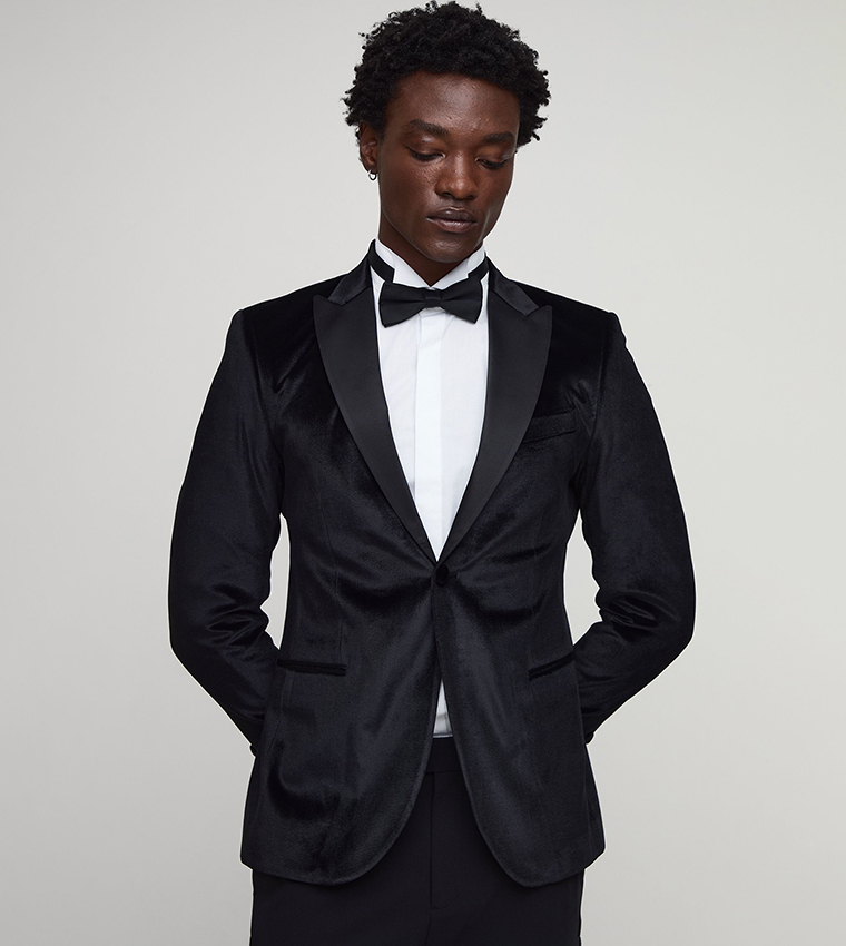 Satin Lapel Collar Skinny Fit Velvet Blazer