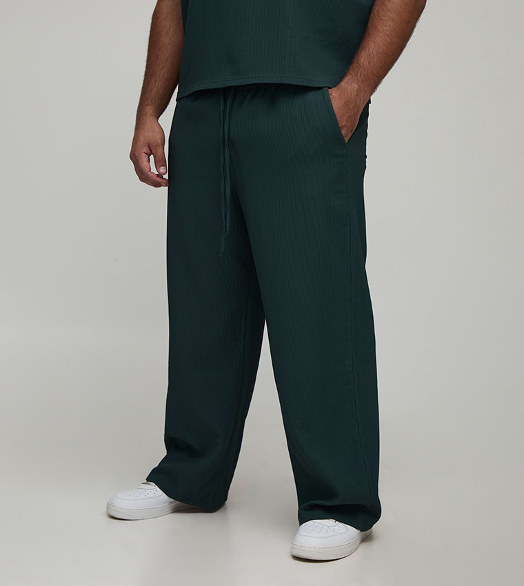 Mid Rise Pleated Wide Leg Trousers