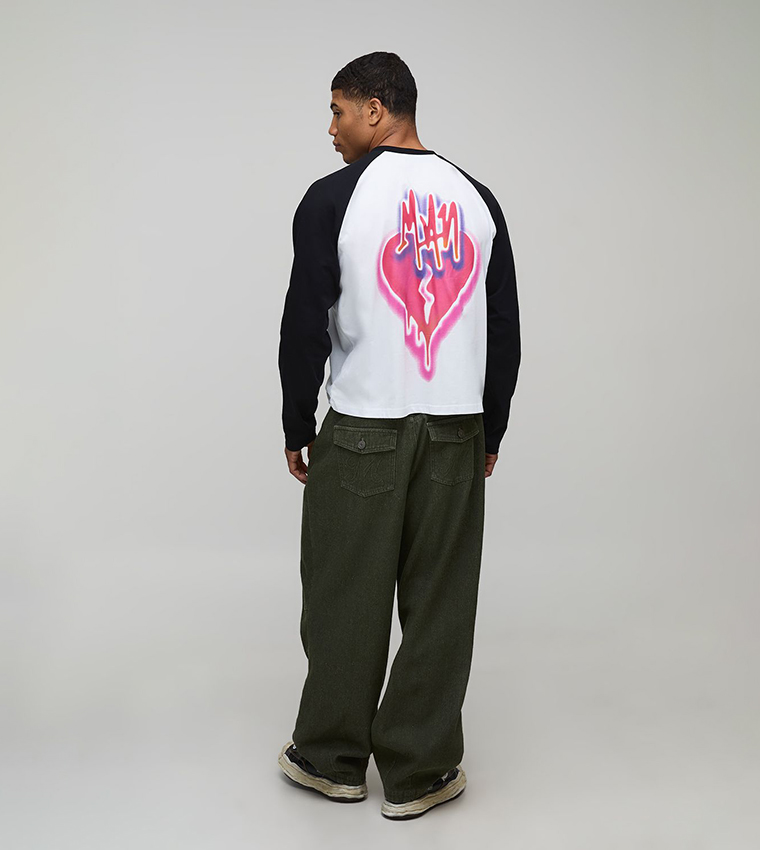 Graffiti Heart Printed Long Sleeves Boxy Fit T-Shirt