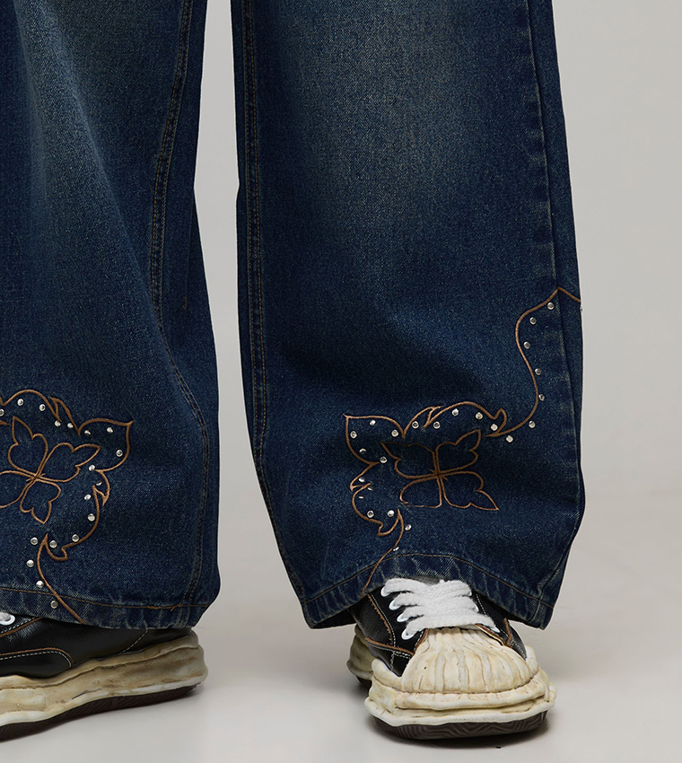 Studded Western Embroidered Hem Baggy Fit Jeans