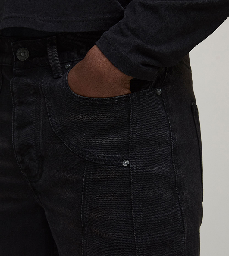 بنطلون جينز واسع مغسول 