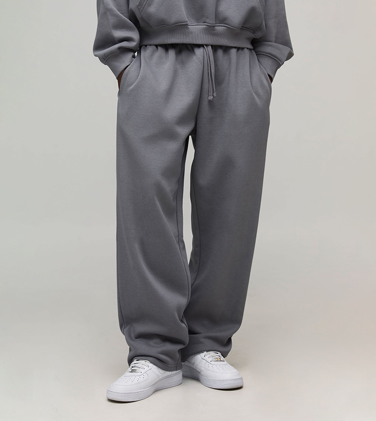 بنطلون رياضة واسع برباط 