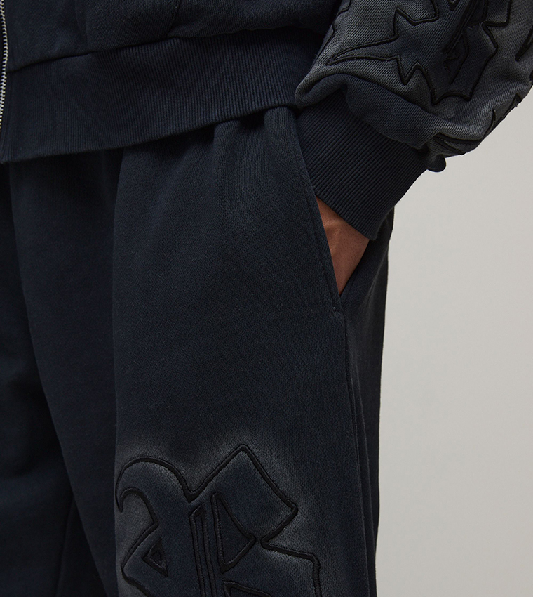 Appliqued Washed Baggy Fit Sweatpants