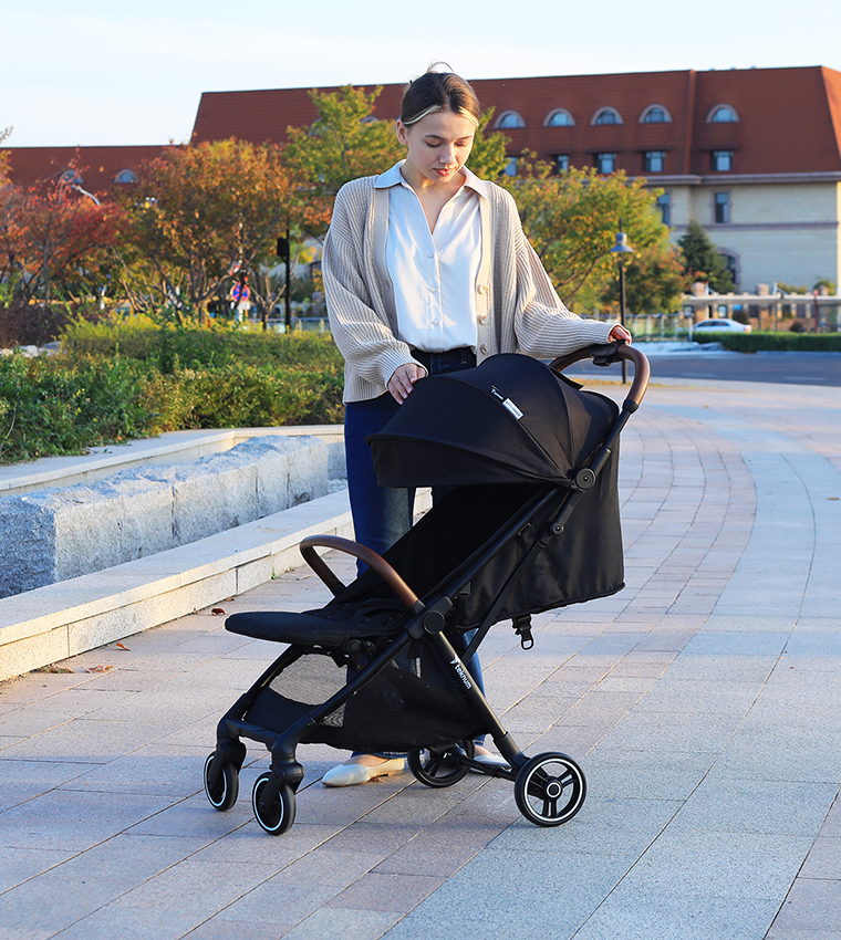 Teknum Travel Explorer 2 Auto Fold Stroller with Dad's Diaper Hand Bag