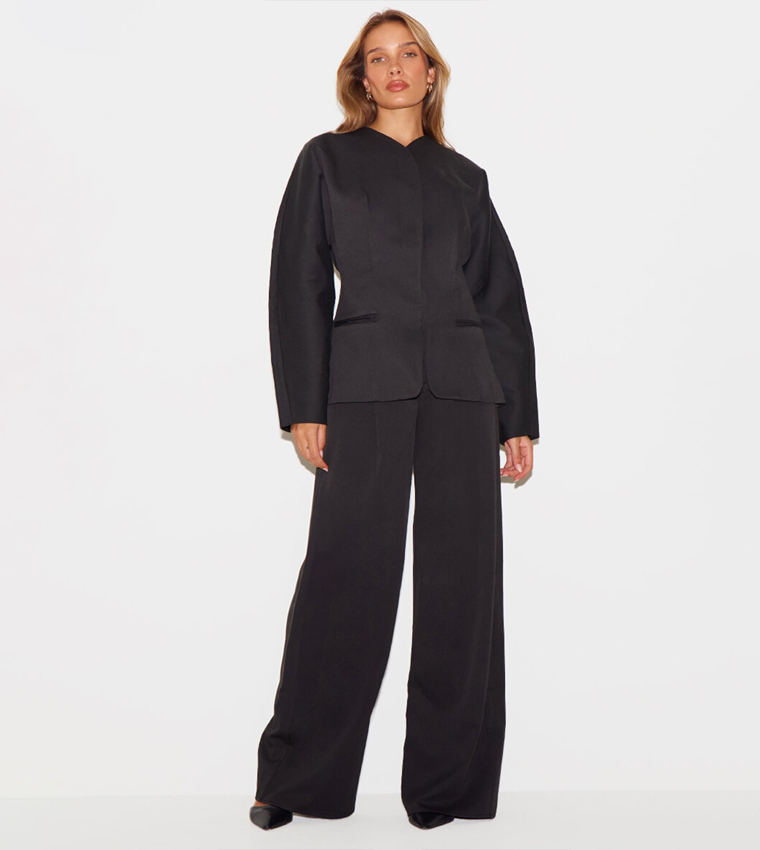 Premium Woven Tailored Collarless Blazer