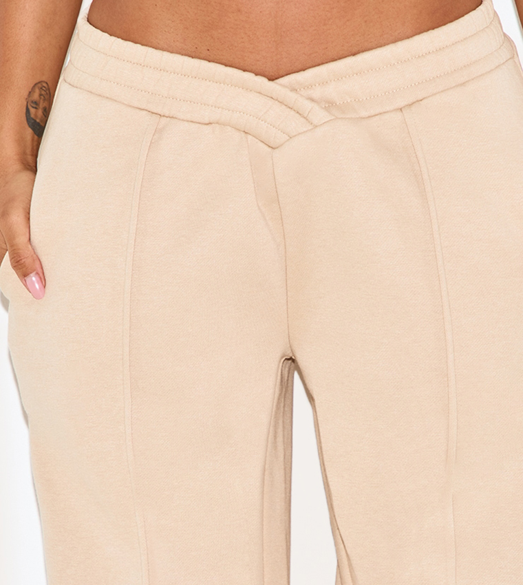 Shape V-Waist Pin Tuck Wide Leg Pants