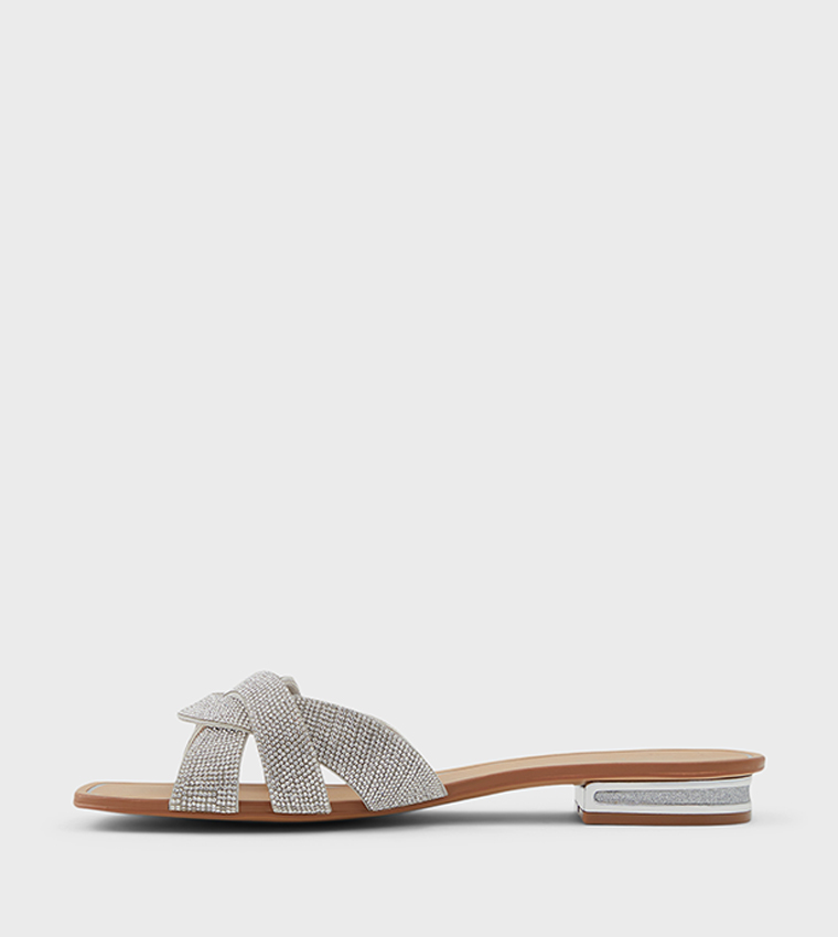 Coredith Flat Sandals