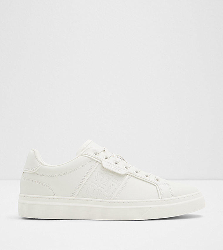 COURTLINE Lace-Up Sneakers