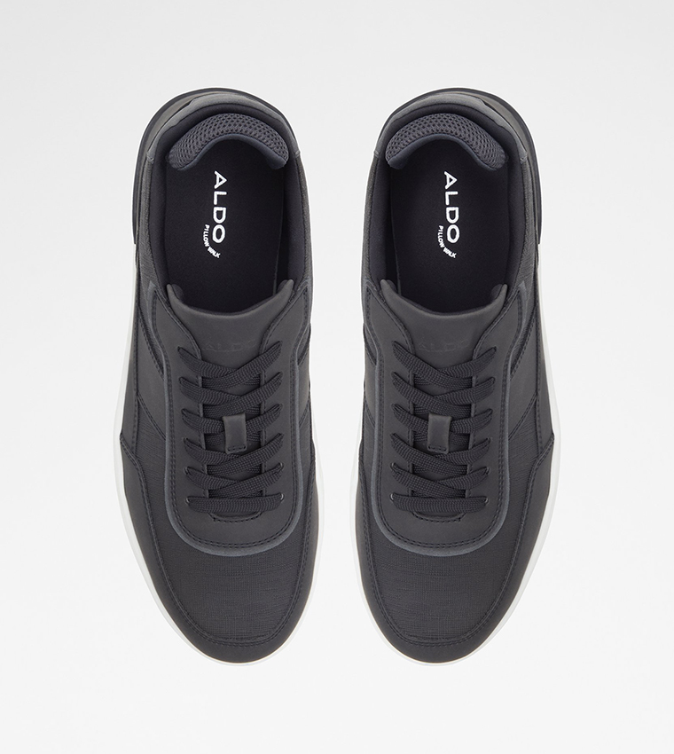 CREED Round Toe Lace-Up Sneakers