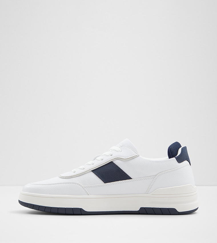 CREED Round Toe Lace-Up Sneakers
