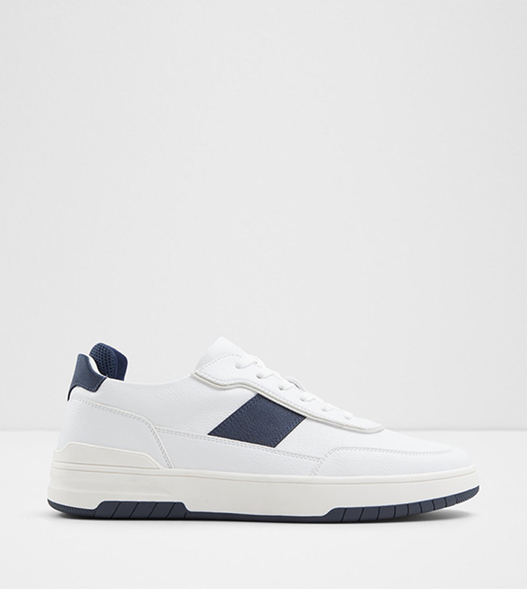 CREED Round Toe Lace-Up Sneakers