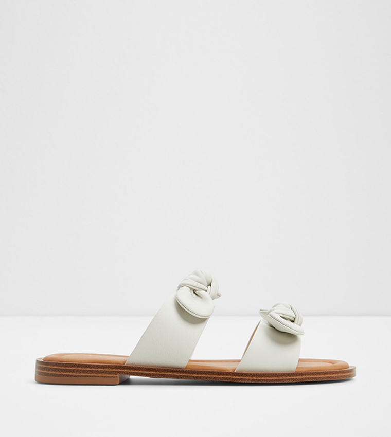 صندل كريكسيد فلات مزين بعقدة 