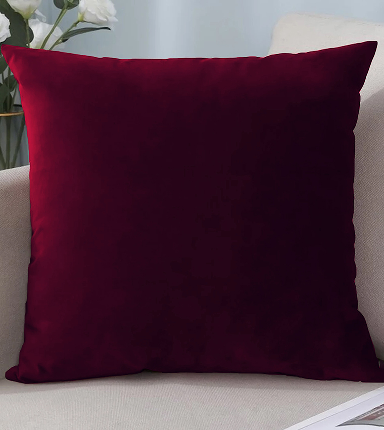 Maroon hot sale velvet pillow