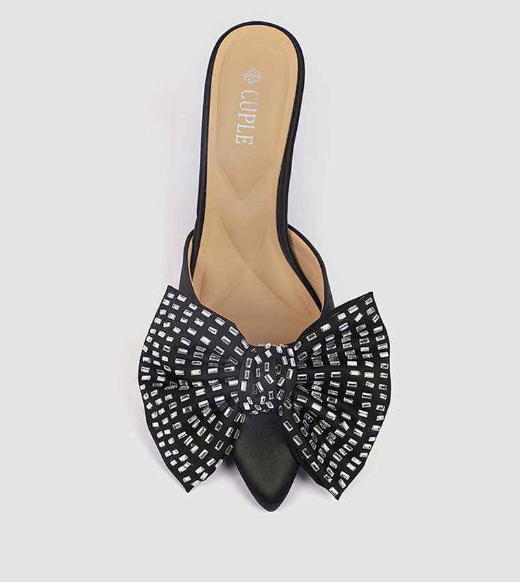 Bow Detail Pumps