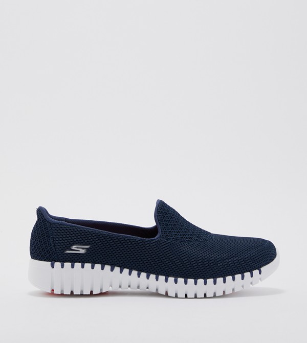 skechers shoes sale uae