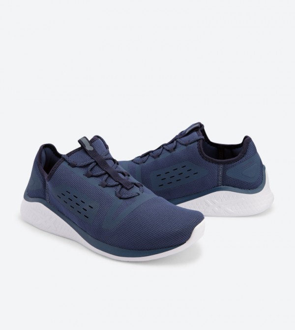 asics t833n