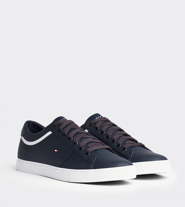 tommy hilfiger essential flag trainers