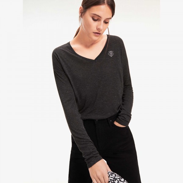 tommy hilfiger black v neck t shirt