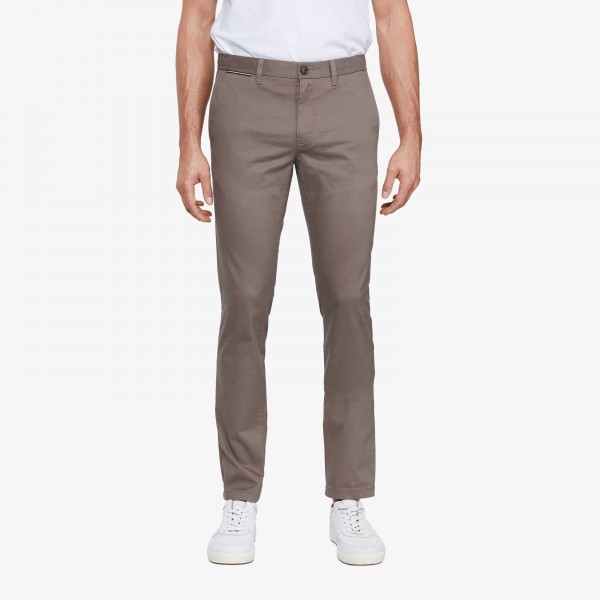 tommy hilfiger chino bleecker