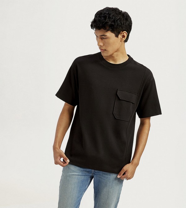 ليفايز ليفايز - أسود Round Neck T-Shirts