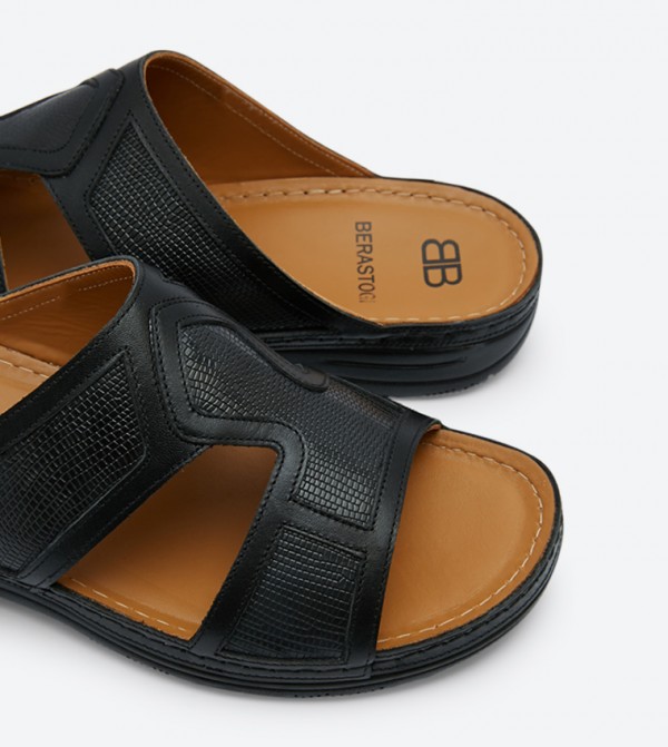 Berastogi @ CCC CCC - Black Slippers