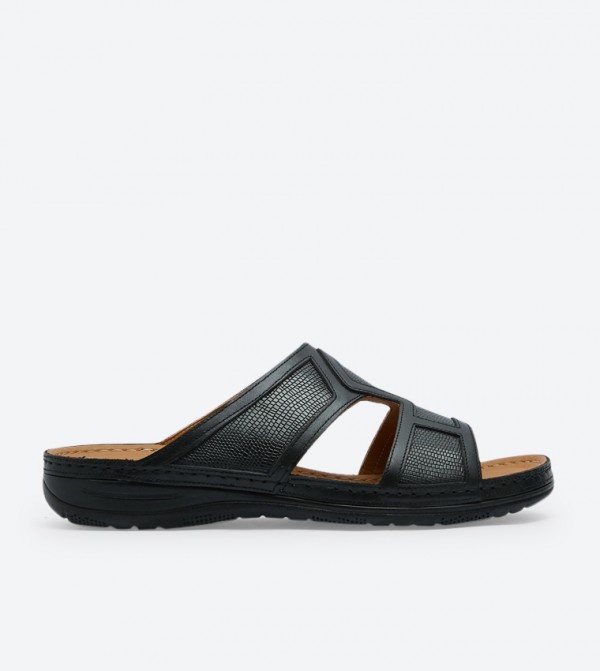 Berastogi @ CCC CCC - Black Slippers