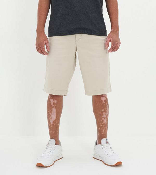 أميريكان أيغل أميريكان أيغل - أبيض شورت كاجوال