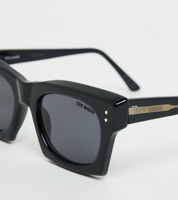 Steve Madden  Sunglasses - Black undefined