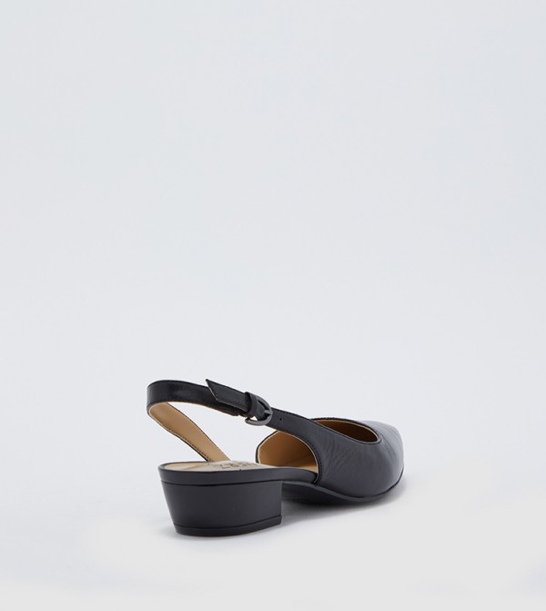 Naturalizer Naturalizer - Black Flat Sandals