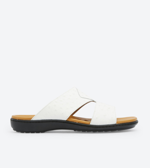 Berastogi @ CCC CCC - White Sandals