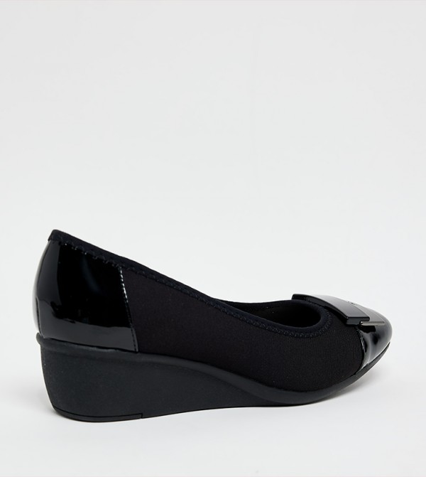 Anne Klein  - Black Pumps