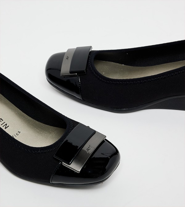 Anne Klein  - Black Pumps