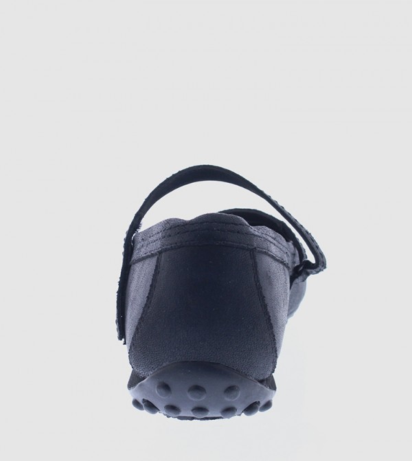 Skechers - Black Flat Sandals