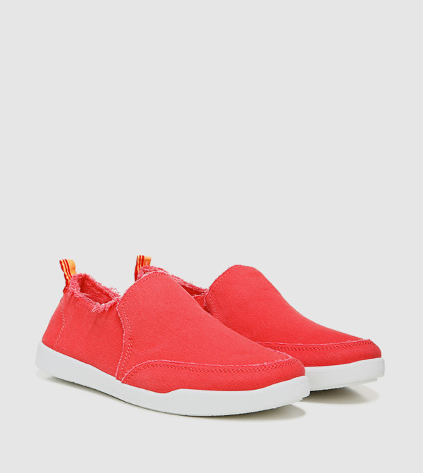 Vionic VIONIC - Red Low Top