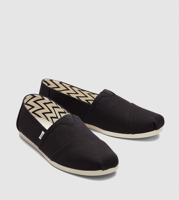Toms  Slip-ons - Black Low Top