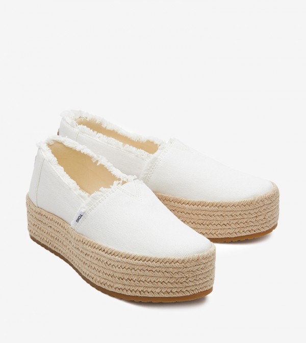 Toms  Slip-Ons - White Espadrilles
