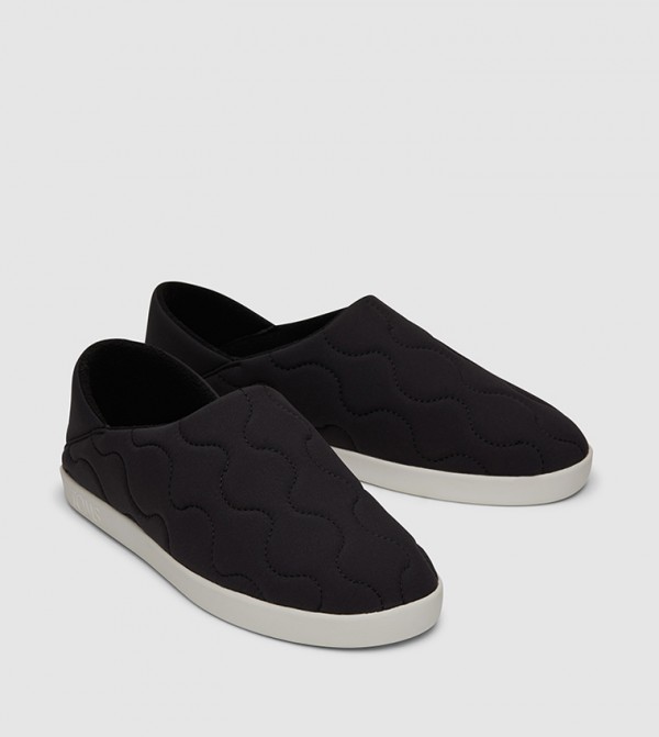 تومز  - أسود Casual Slip on
