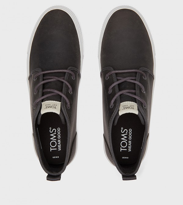 Toms deals shoes men