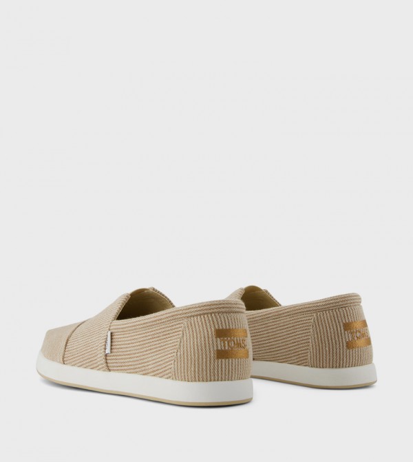 تومز  - بيج Casual Slip-ons