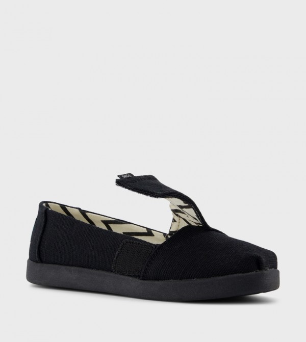 Toms Toms - Black Casual Slip-On's