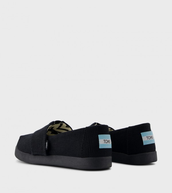 Toms Toms - Black Casual Slip-On's