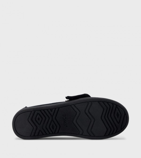 Toms Toms - Black Casual Slip-On's